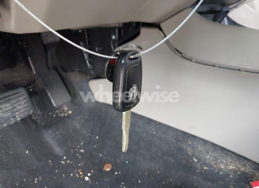 Photo 11 of 2014 Honda Civic LX (VIN 19XFB2F56EE025437)