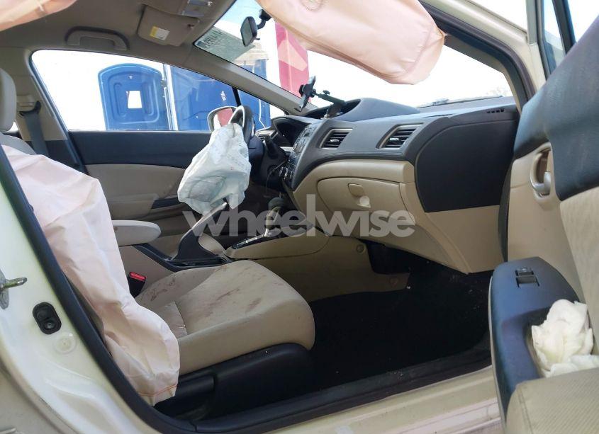 Photo 5 of 2014 Honda Civic LX (VIN 19XFB2F56EE025437)