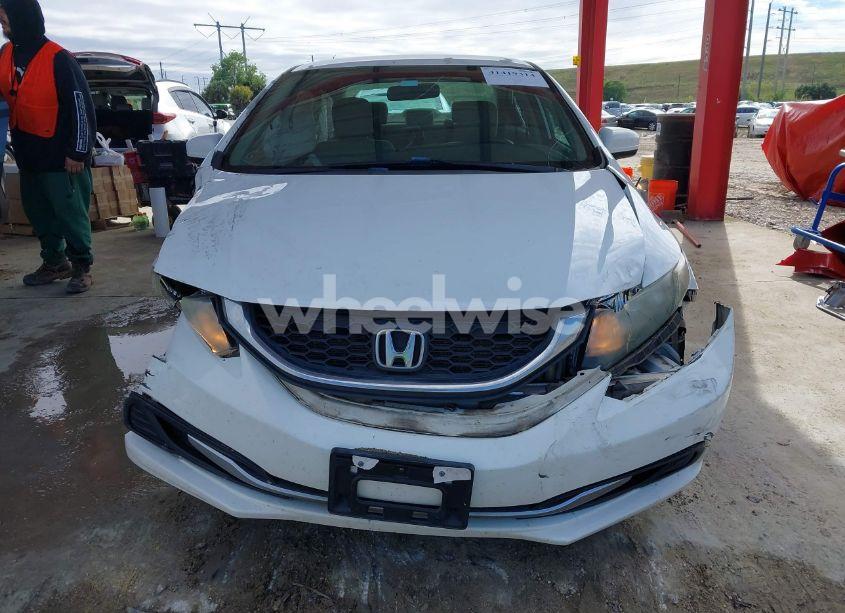 Photo 6 of 2014 Honda Civic LX (VIN 19XFB2F56EE025437)