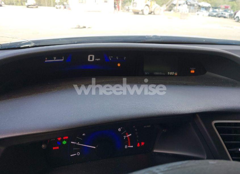 Photo 7 of 2014 Honda Civic LX (VIN 19XFB2F56EE025437)