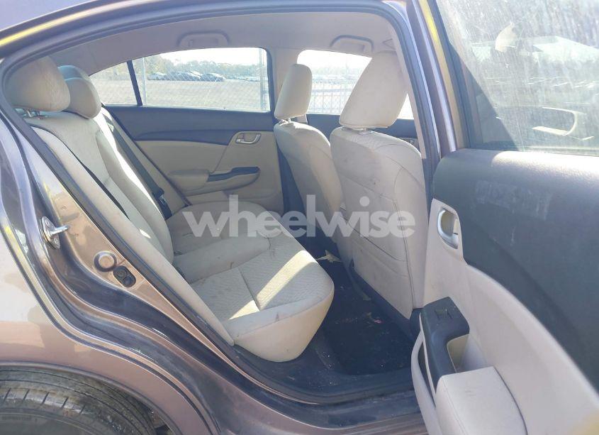 Photo 8 of 2014 Honda Civic LX (VIN 19XFB2F56EE027866)