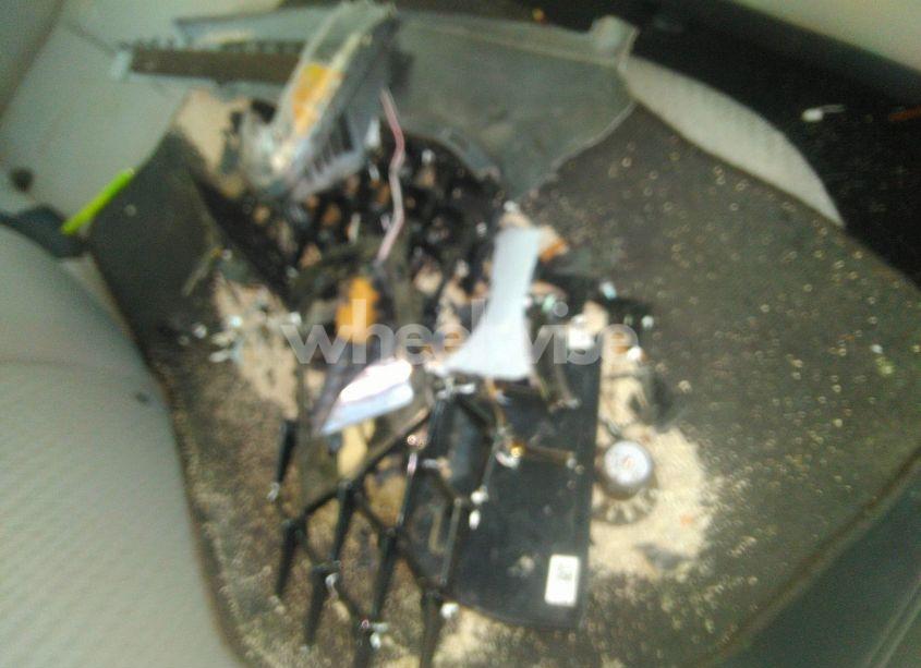 Photo 12 of 2014 Honda Civic LX (VIN 19XFB2F56EE035515)