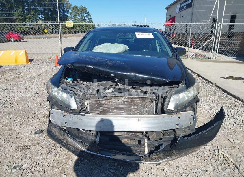 Photo 13 of 2014 Honda Civic LX (VIN 19XFB2F56EE066151)