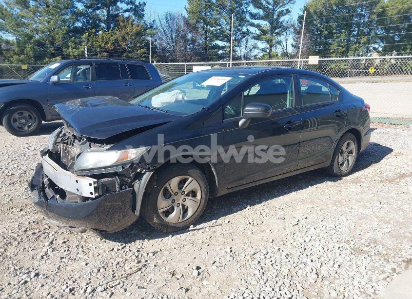 Photo 2 of 2014 Honda Civic LX (VIN 19XFB2F56EE066151)