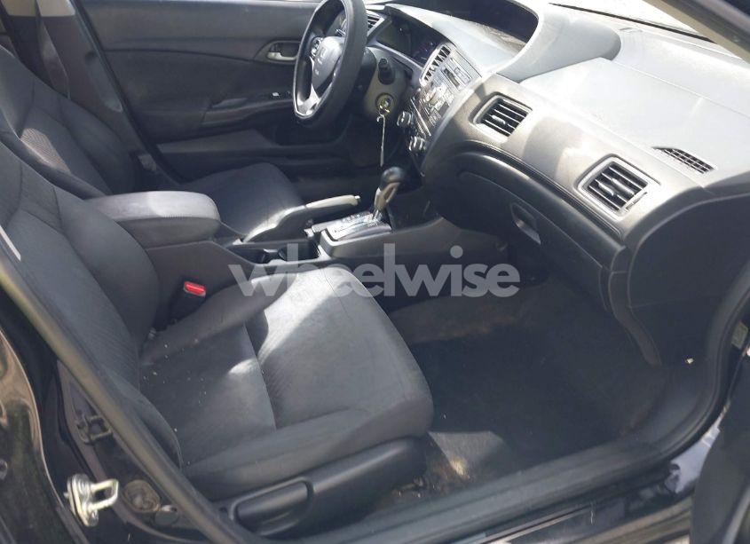 Photo 5 of 2014 Honda Civic LX (VIN 19XFB2F56EE076999)