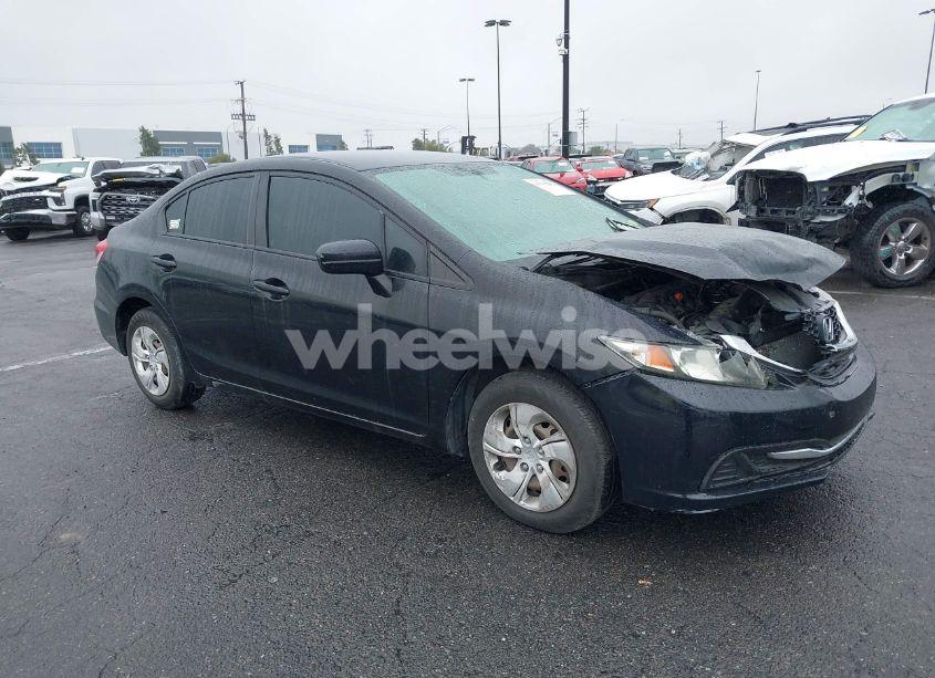 2015 Honda Civic LX (VIN 19XFB2F56FE021812) main photo