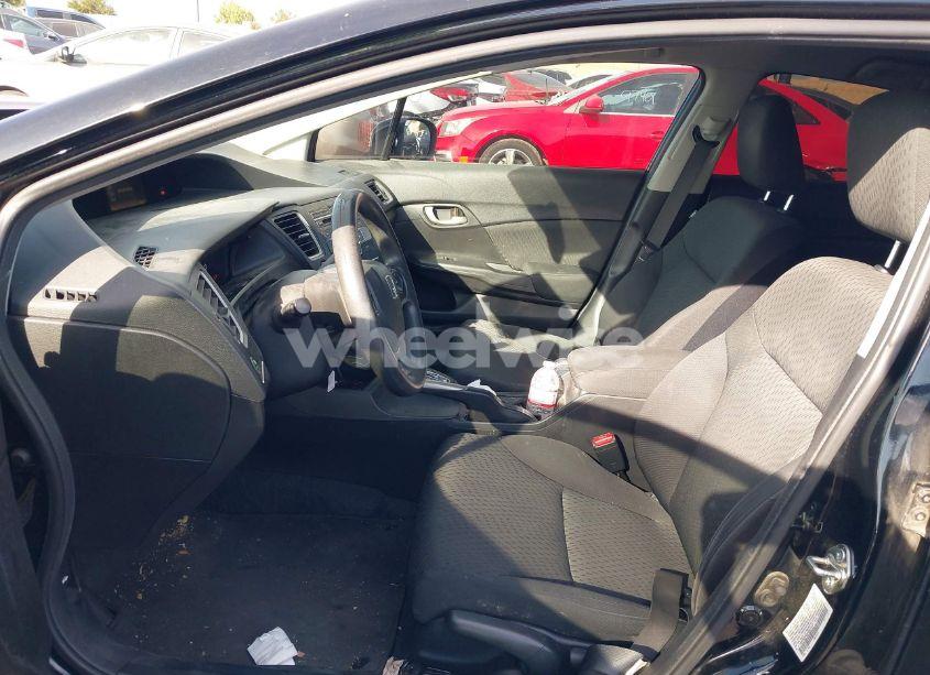 Photo 5 of 2015 Honda Civic LX (VIN 19XFB2F56FE021812)