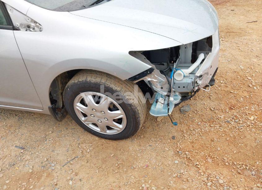 Photo 6 of 2015 Honda Civic LX (VIN 19XFB2F56FE025245)