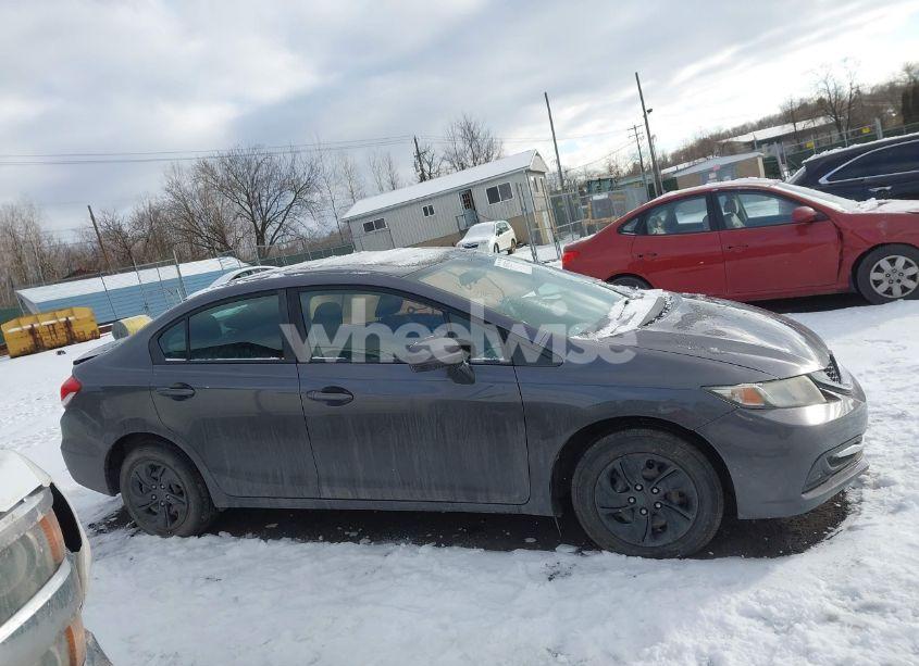 Photo 13 of 2015 Honda Civic LX (VIN 19XFB2F56FE071786)