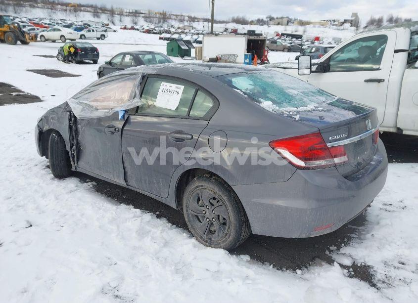 Photo 3 of 2015 Honda Civic LX (VIN 19XFB2F56FE071786)