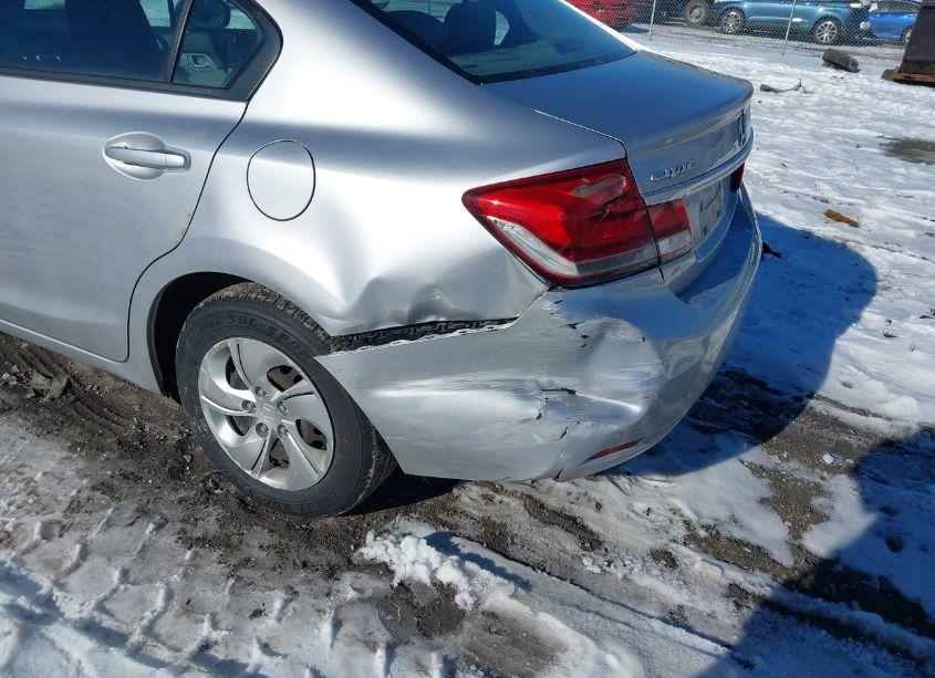 Photo 6 of 2015 Honda Civic LX (VIN 19XFB2F56FE104446)