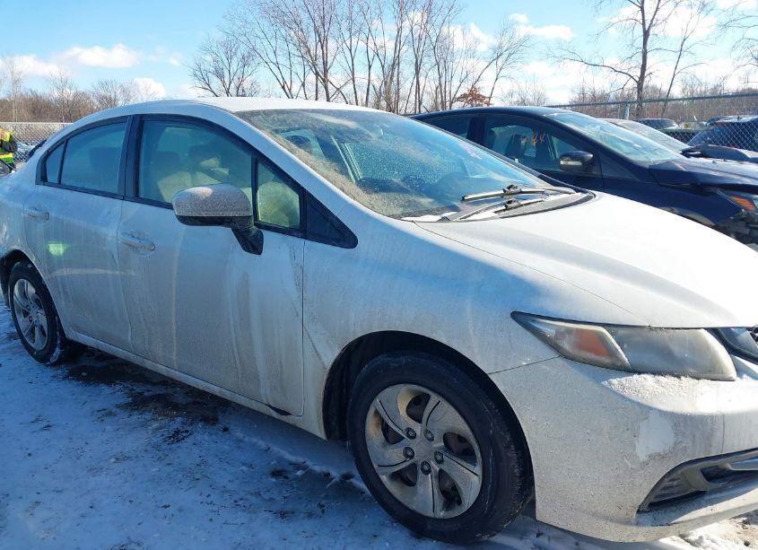 Photo 13 of 2015 Honda Civic LX (VIN 19XFB2F56FE106181)
