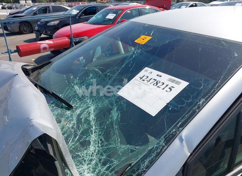 Photo 18 of 2015 Honda Civic LX (VIN 19XFB2F56FE205910)