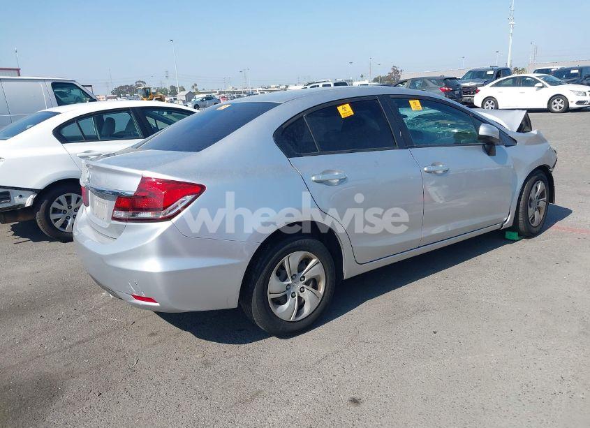 Photo 4 of 2015 Honda Civic LX (VIN 19XFB2F56FE205910)