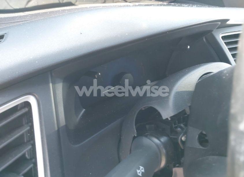 Photo 7 of 2015 Honda Civic LX (VIN 19XFB2F56FE205910)