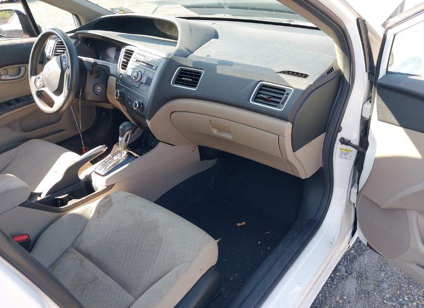 Photo 5 of 2015 Honda Civic LX (VIN 19XFB2F56FE263337)