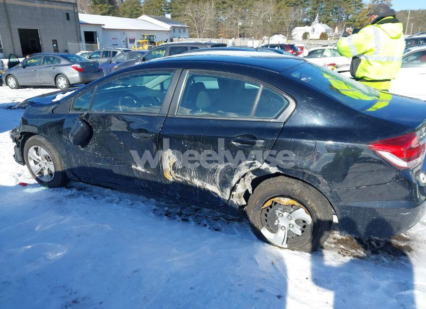Photo 14 of 2015 Honda Civic LX (VIN 19XFB2F56FE272829)