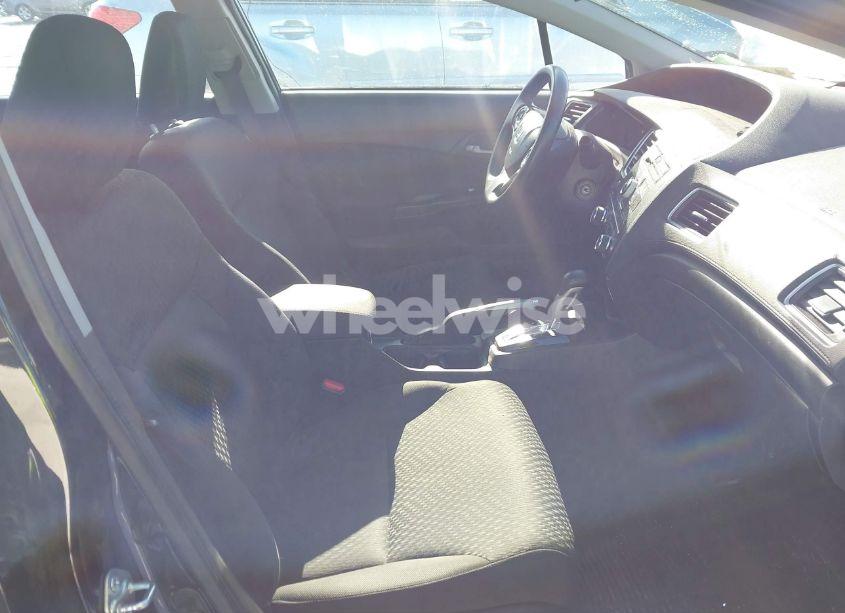 Photo 5 of 2015 Honda Civic LX (VIN 19XFB2F56FE272829)