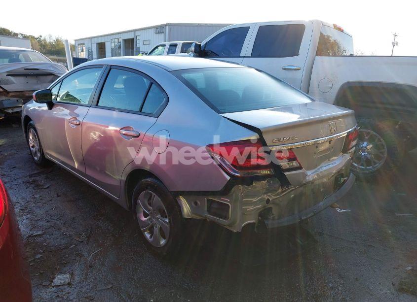 Photo 3 of 2015 Honda Civic LX (VIN 19XFB2F56FE273138)