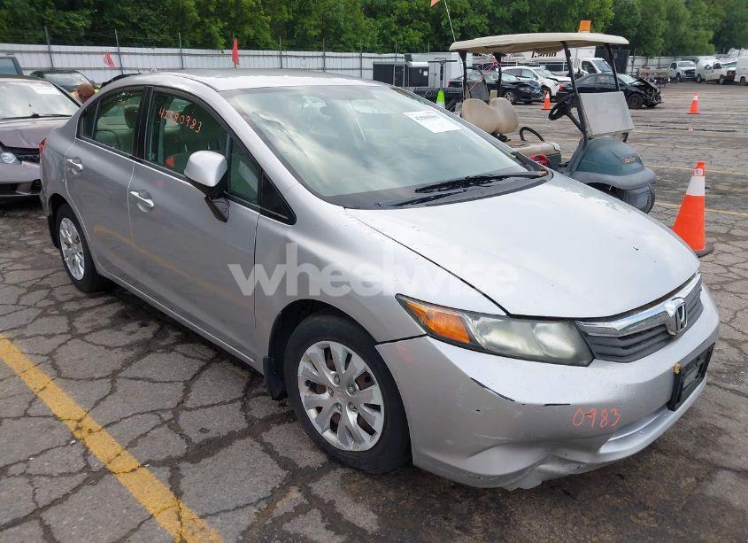 2012 Honda Civic LX (VIN 19XFB2F57CE030935) main photo