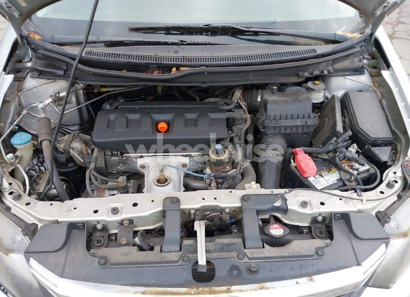 Photo 10 of 2012 Honda Civic LX (VIN 19XFB2F57CE030935)