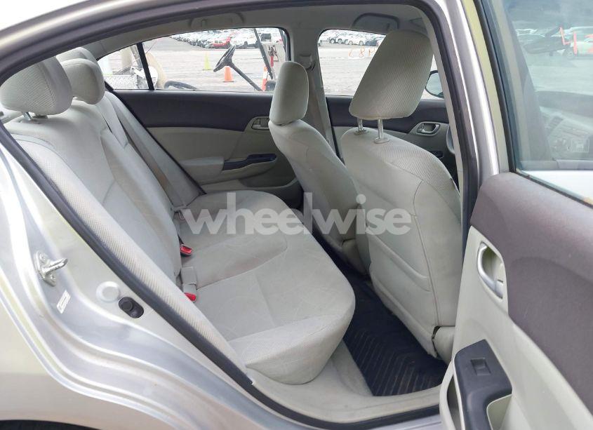 Photo 8 of 2012 Honda Civic LX (VIN 19XFB2F57CE030935)