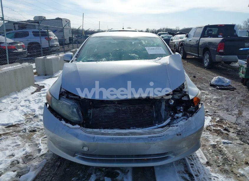 Photo 13 of 2012 Honda Civic LX (VIN 19XFB2F57CE032815)