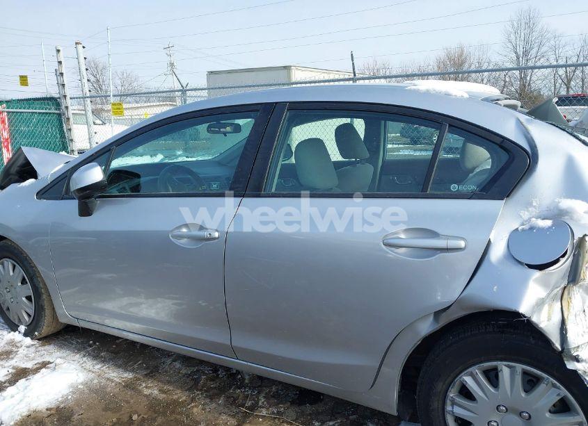 Photo 15 of 2012 Honda Civic LX (VIN 19XFB2F57CE032815)