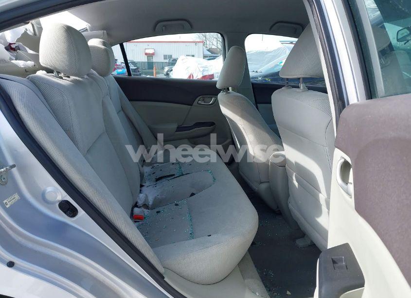 Photo 8 of 2012 Honda Civic LX (VIN 19XFB2F57CE032815)