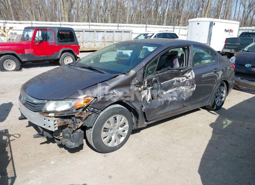 Photo 2 of 2012 Honda Civic LX (VIN 19XFB2F57CE069010)