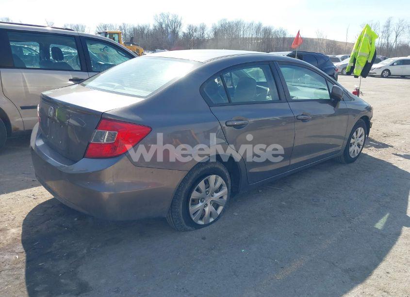 Photo 4 of 2012 Honda Civic LX (VIN 19XFB2F57CE069010)
