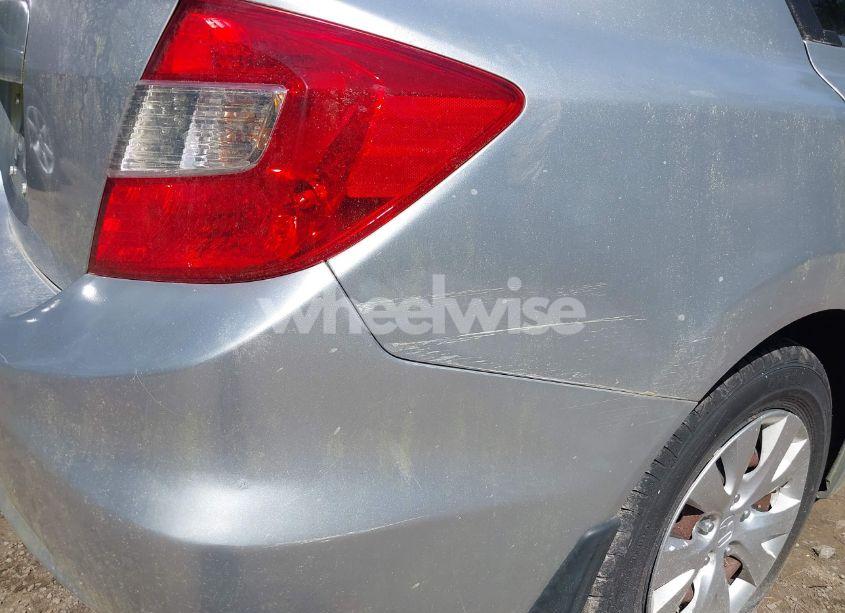 Photo 12 of 2012 Honda Civic LX (VIN 19XFB2F57CE081626)