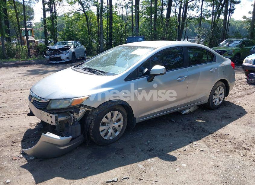 Photo 2 of 2012 Honda Civic LX (VIN 19XFB2F57CE081626)