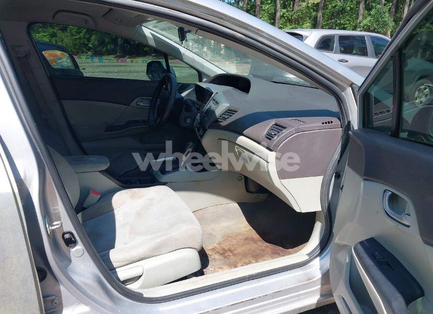 Photo 5 of 2012 Honda Civic LX (VIN 19XFB2F57CE081626)