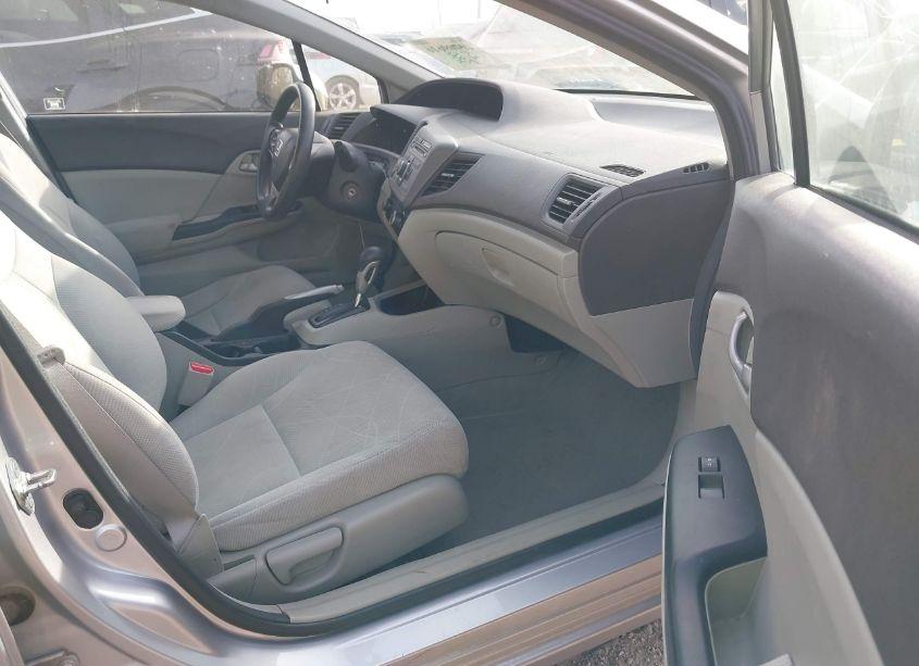 Photo 5 of 2012 Honda Civic SDN LX (VIN 19XFB2F57CE087751)