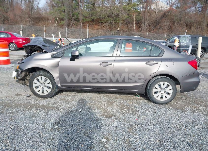 Photo 14 of 2012 Honda Civic SDN LX (VIN 19XFB2F57CE100532)