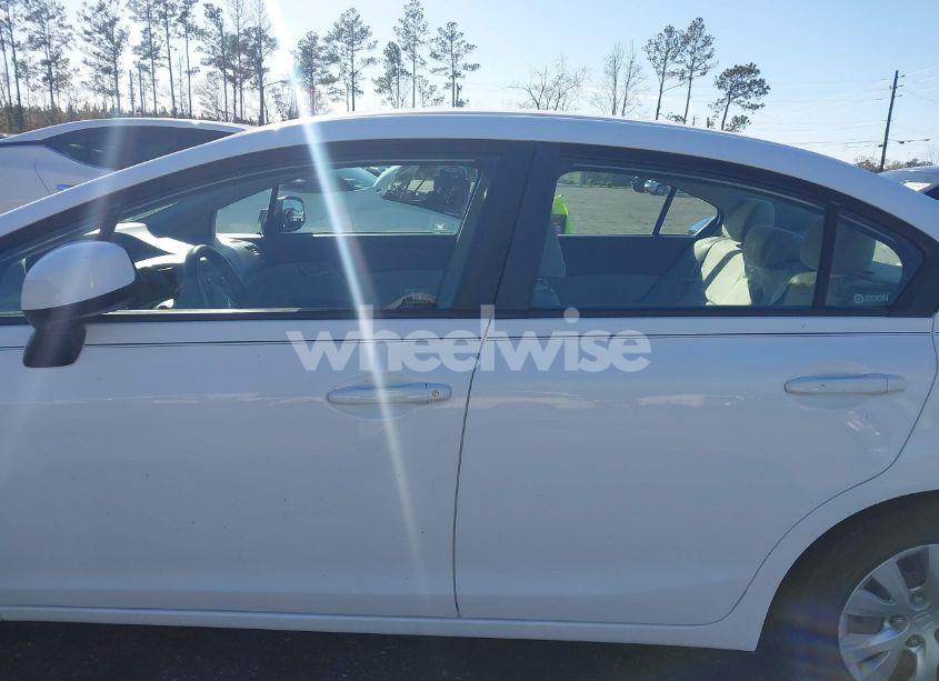 Photo 14 of 2012 Honda Civic LX (VIN 19XFB2F57CE104760)