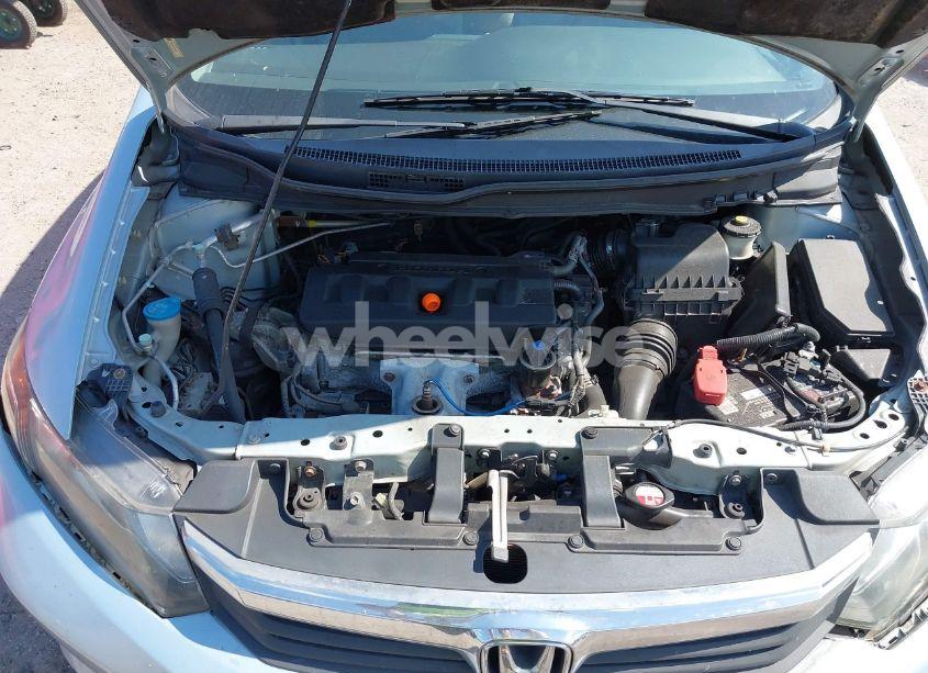 Photo 10 of 2012 Honda Civic LX (VIN 19XFB2F57CE365371)