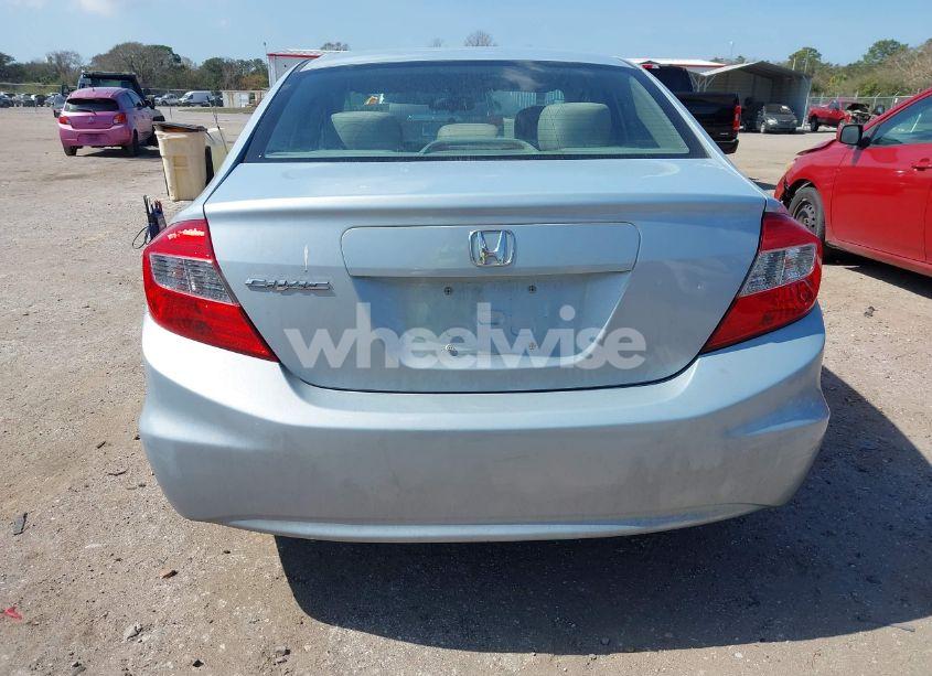 Photo 16 of 2012 Honda Civic LX (VIN 19XFB2F57CE365371)