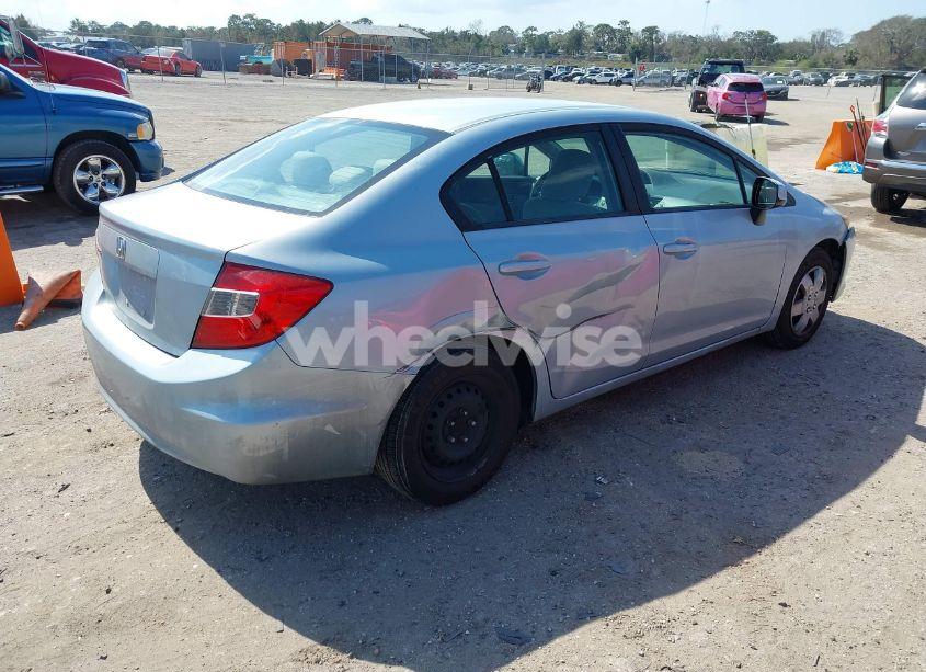 Photo 4 of 2012 Honda Civic LX (VIN 19XFB2F57CE365371)