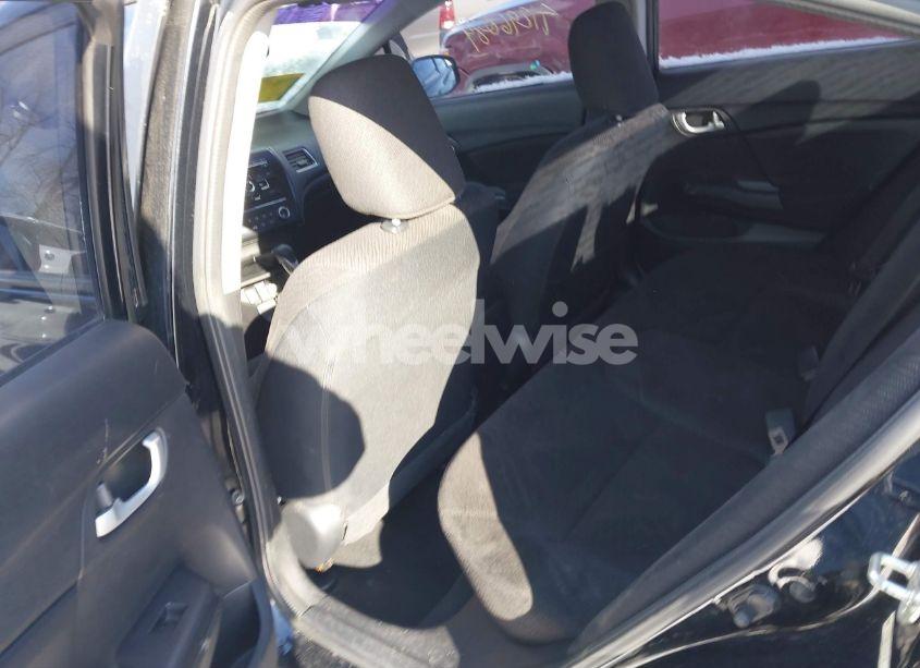 Photo 8 of 2013 Honda Civic LX (VIN 19XFB2F57DE005146)