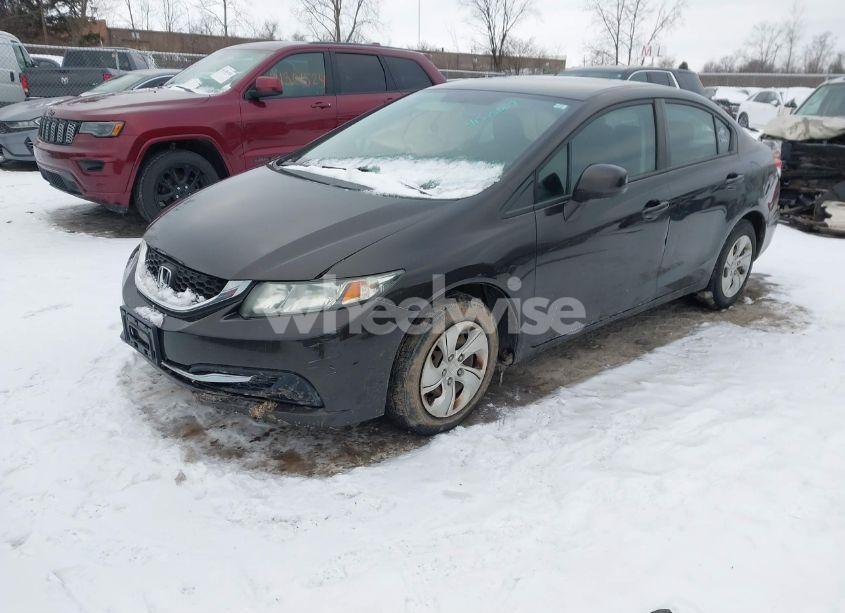 Photo 2 of 2013 Honda Civic LX (VIN 19XFB2F57DE017071)