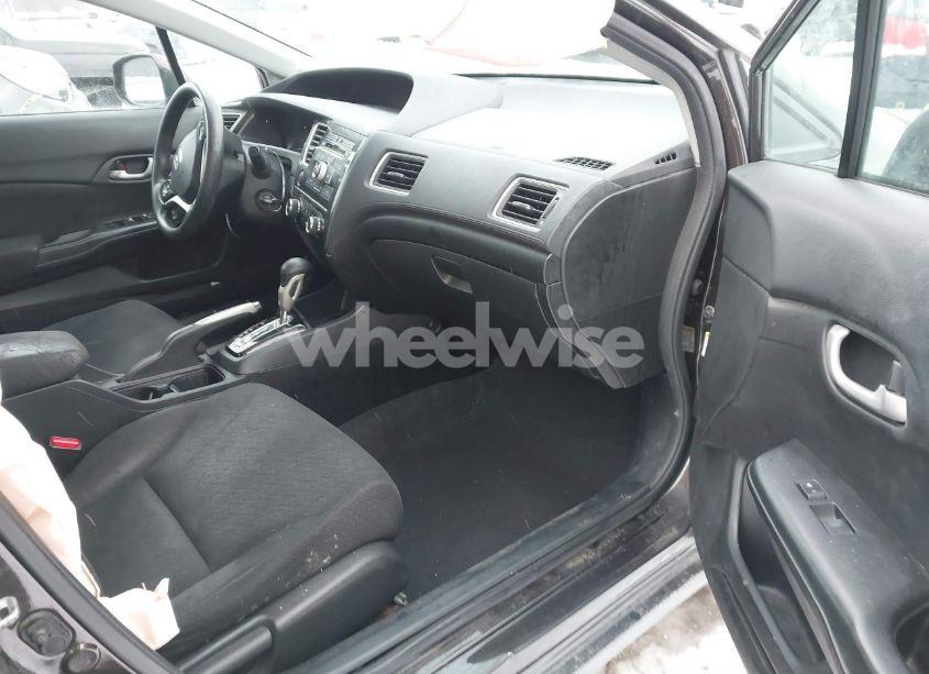 Photo 5 of 2013 Honda Civic LX (VIN 19XFB2F57DE017071)