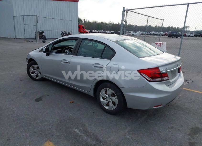 Photo 3 of 2013 Honda Civic LX (VIN 19XFB2F57DE036428)