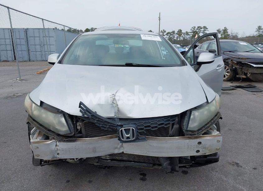 Photo 6 of 2013 Honda Civic LX (VIN 19XFB2F57DE036428)
