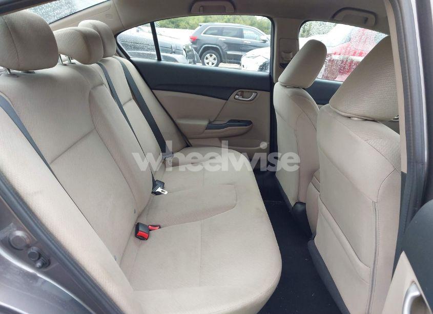 Photo 8 of 2013 Honda Civic LX (VIN 19XFB2F57DE071227)