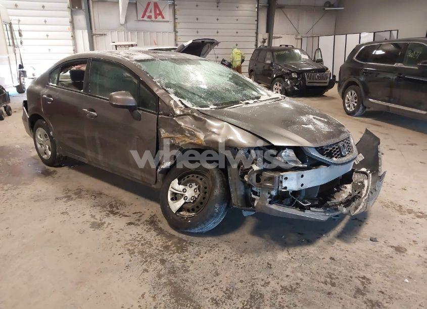 2013 Honda Civic LX (VIN 19XFB2F57DE095365) main photo
