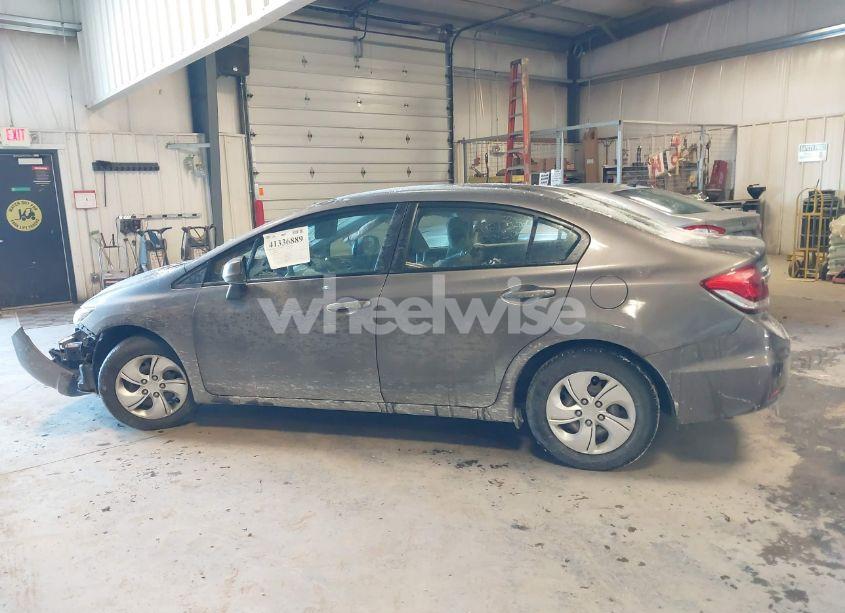 Photo 14 of 2013 Honda Civic LX (VIN 19XFB2F57DE095365)