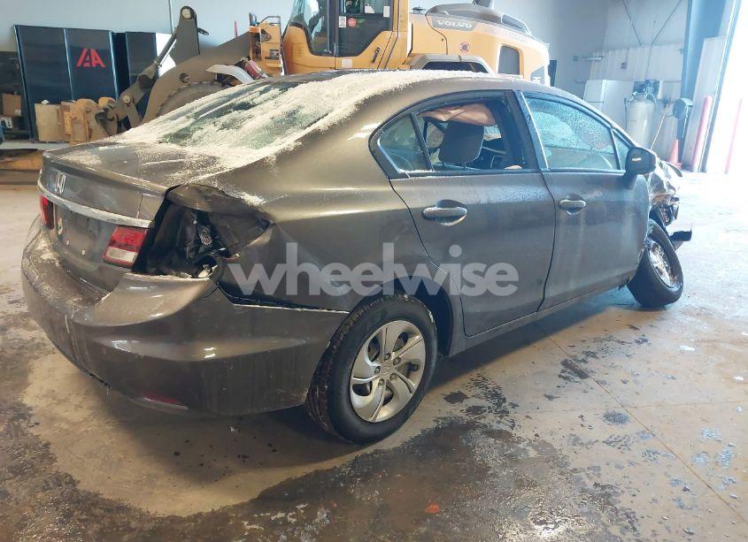 Photo 4 of 2013 Honda Civic LX (VIN 19XFB2F57DE095365)