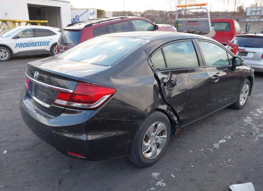 Photo 4 of 2013 Honda Civic LX (VIN 19XFB2F57DE214144)